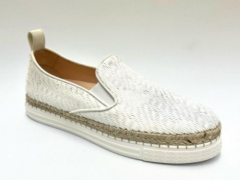 AGL SLIP ON NEIVE D936143 WHITE-OFFWHITE